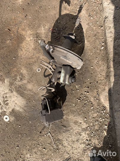 Вакуумник BMW E34