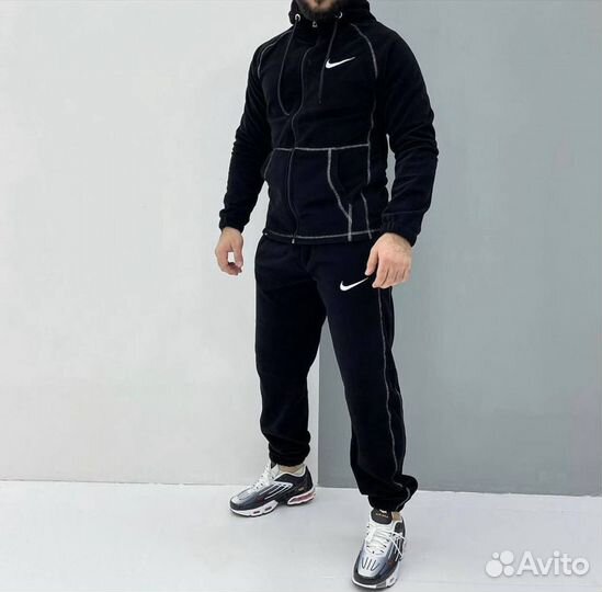 Спортивный костюм Nike теплый