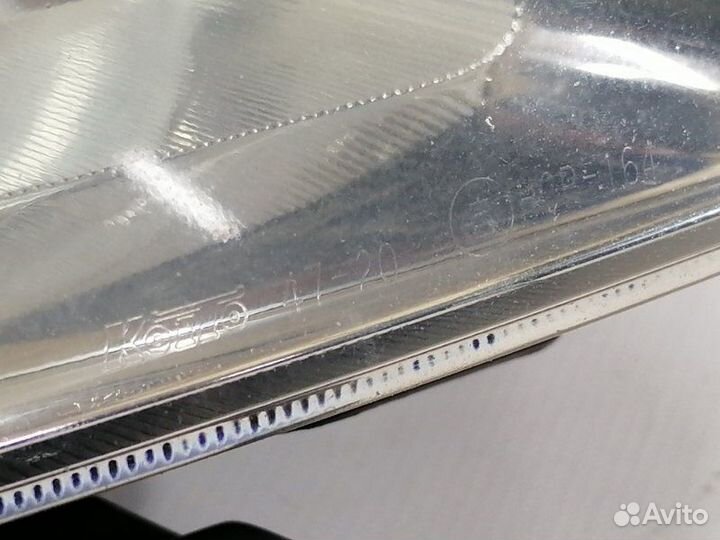 Фара передняя правая Toyota Prius NHW20 1nzfxe