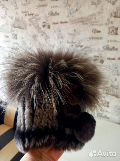 Шапка женская,мех натуральный
