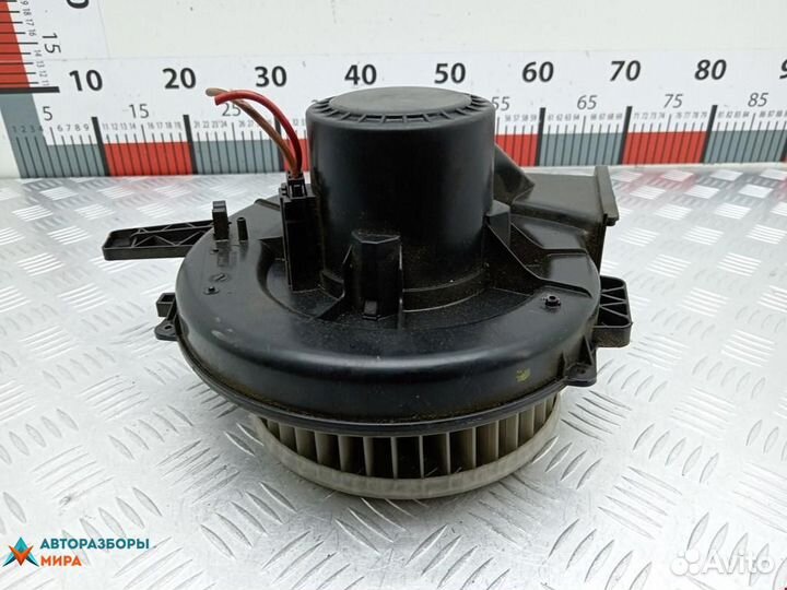 Моторчик печки Volkswagen Polo 4 рест. 2008