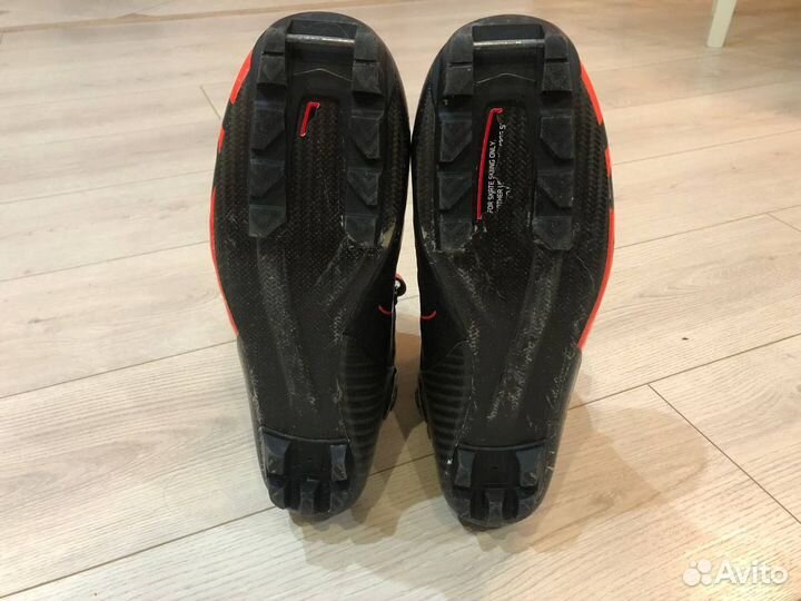 Лыжные ботинки коньковые rossignol