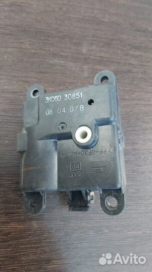 Сервопривод заслонок печки Infiniti Ex35 1