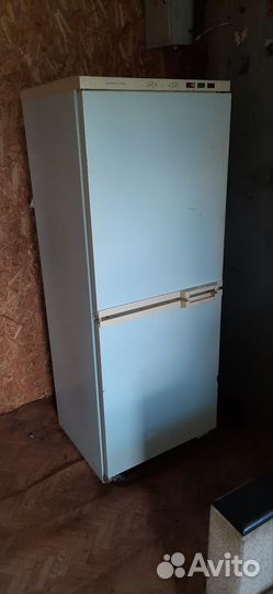 Холодильник