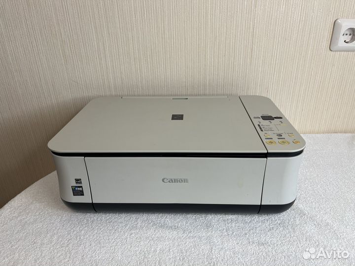 Цветной принтер Canon