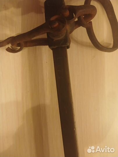 Безмен старинный