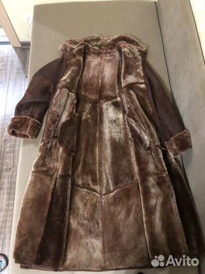 Дубленка натуральная женская с капюшоном