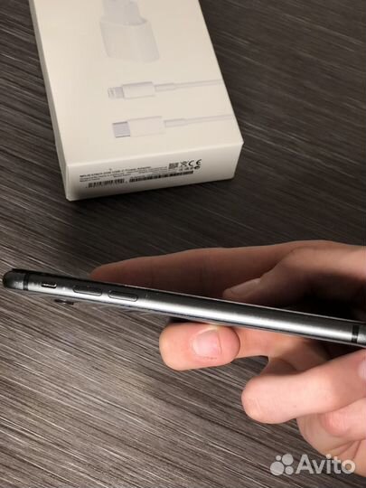 iPhone 8 64gb black