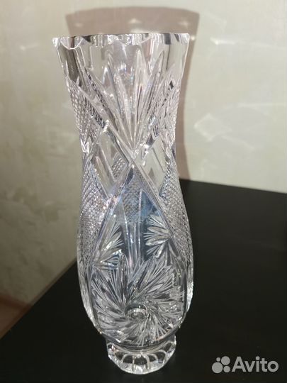 Ваза хрустальная