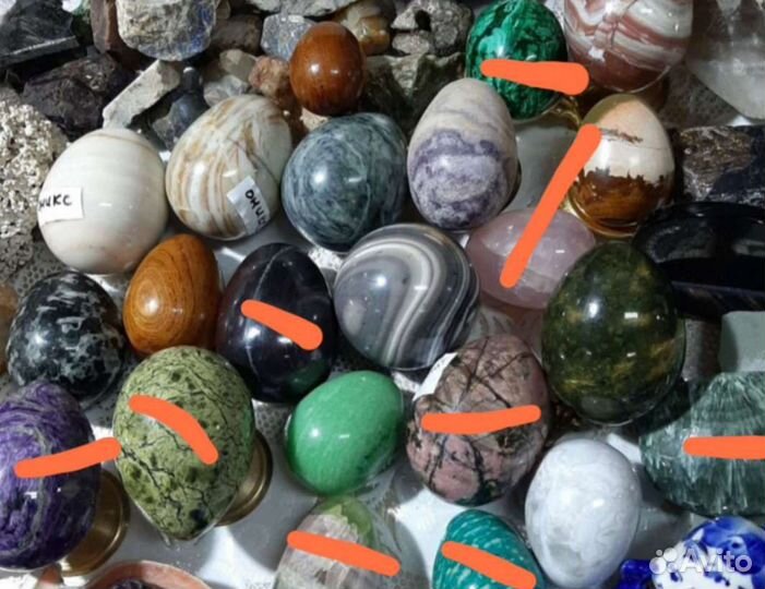 Камни в виде яиц,коллекция