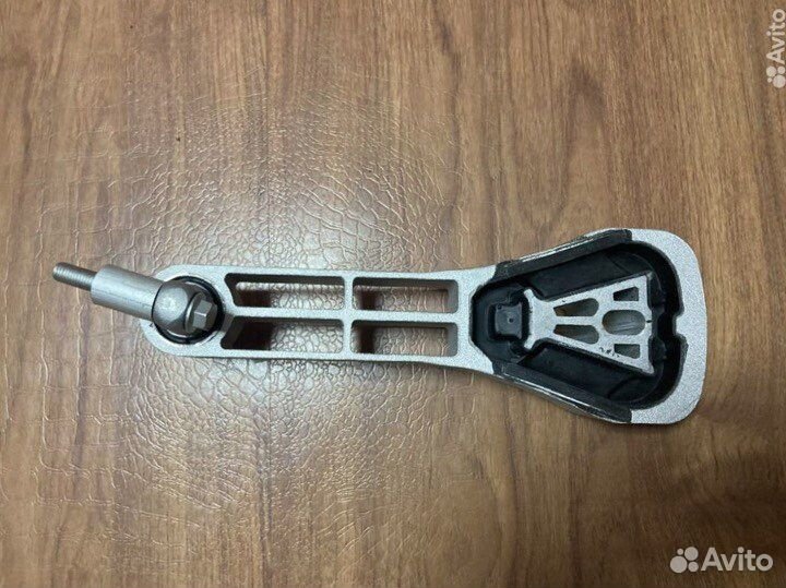 Новая опора D4204T Volvo