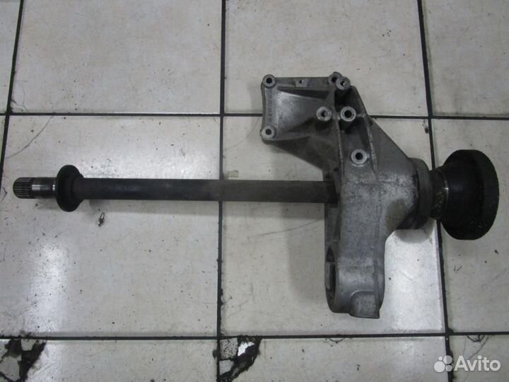 Вал промежуточный перед привода W638 V-class Vit