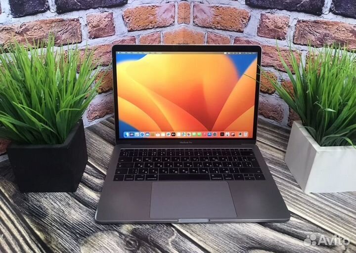 Ноутбук Apple MacBook Pro 13 Retina