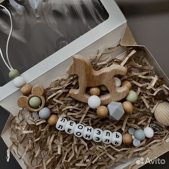 Подарочный набор для малыша с держателем для соски