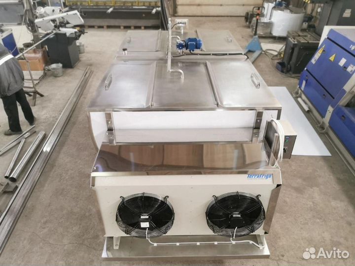 Охладитель молока 1500 литров