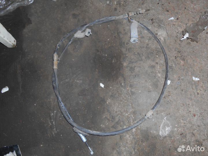 Трос задний стояночного тормоза Honda Accord 8