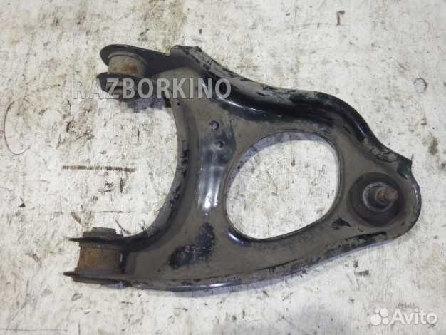 Рычаг задний верхний левый