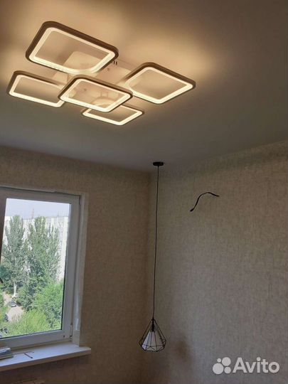 Натяжной потолок в спальне 12 метров