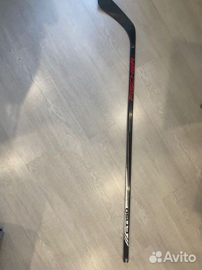 Клюшка хоккейная