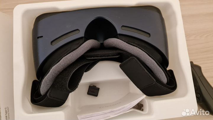 Очки виртуальной реальности Samsung Gear VR