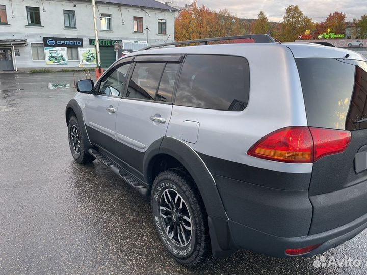 Mitsubishi Pajero Sport 2.5 AT, 2011, 139 500 км