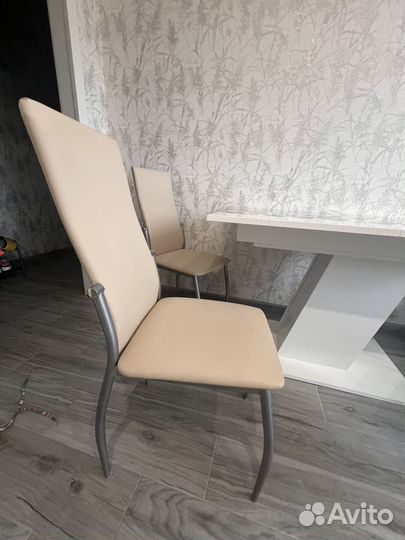 Комплект стол и 4 стула