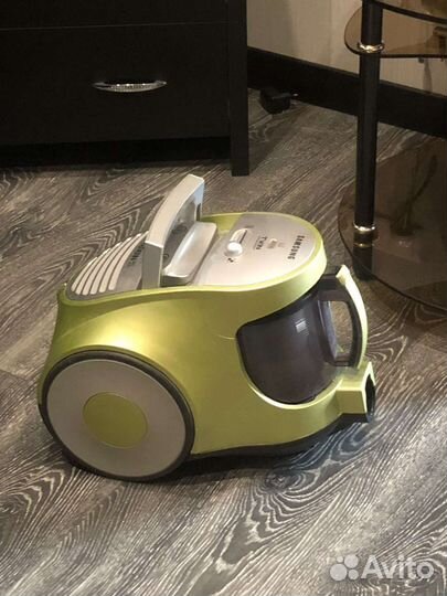 Пылесос Samsung SC8431