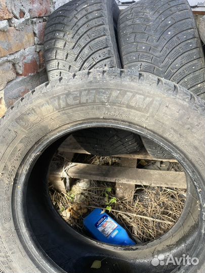 Michelin Latitude X-Ice North 225/55 R16 99T