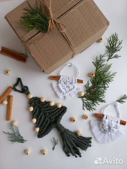 Елочные игрушки макраме ручная работа
