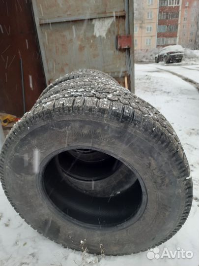 Yokohama Ice Guard F700Z 265/70 R16