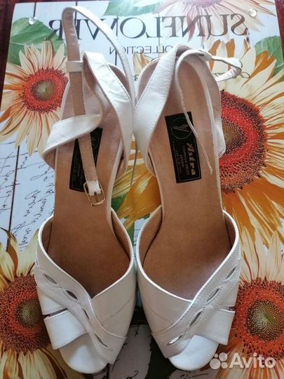 Обувь женская 39 размер