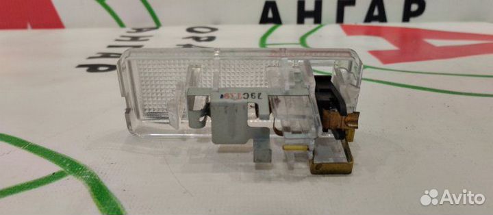 Плафон освещения салона Nissan Murano Z50 VQ35DE