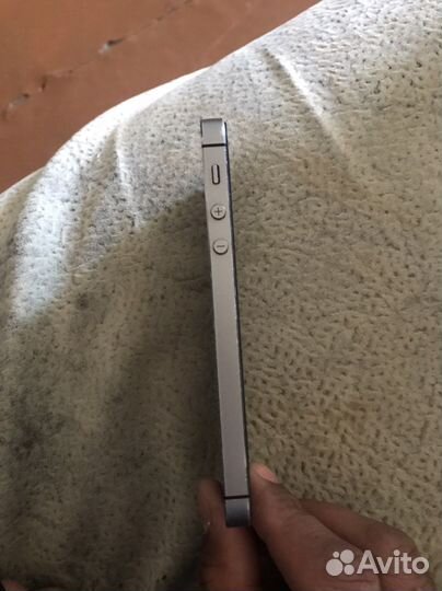 Мобильные телефоны бу iPhone 5s
