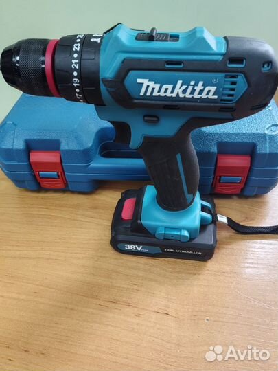 Шуруповерт 38v Makita