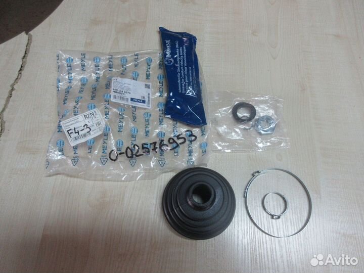 Пыльник шруса наружний Passat 3 Golf 4 Polo 3