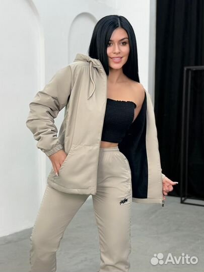 Спортивный костюм женский