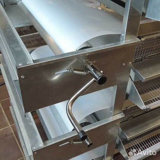 Клетка для кур с системой пометоудаления