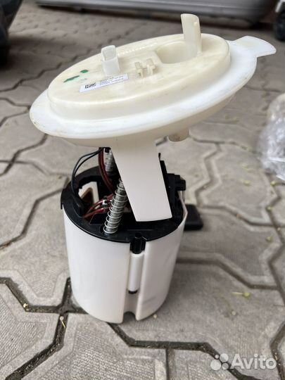 Бензонасос w212 E300 E350, w204 С300 С350 m272