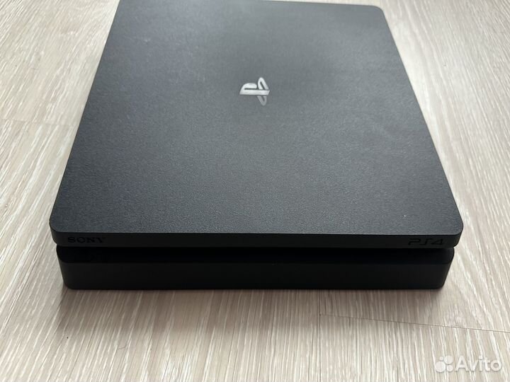 Sony playstation 4 slim, 2 джойстика, 120 игр