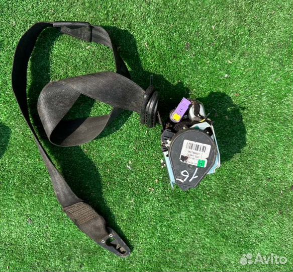 Ремень безопасности передний правый Audi A4 2004