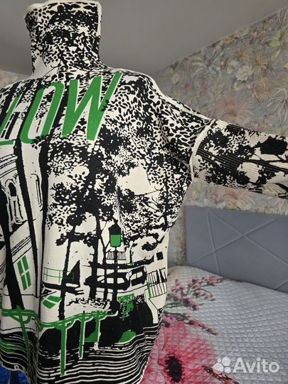 Свитер женский оверсайз с горлом