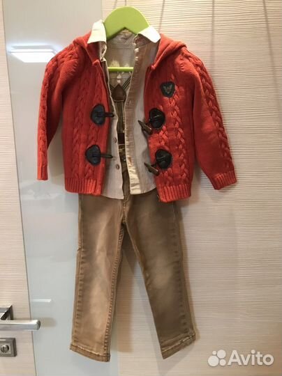 Нарядный костюм 92 р-р джинсы, рубашка, кардиган