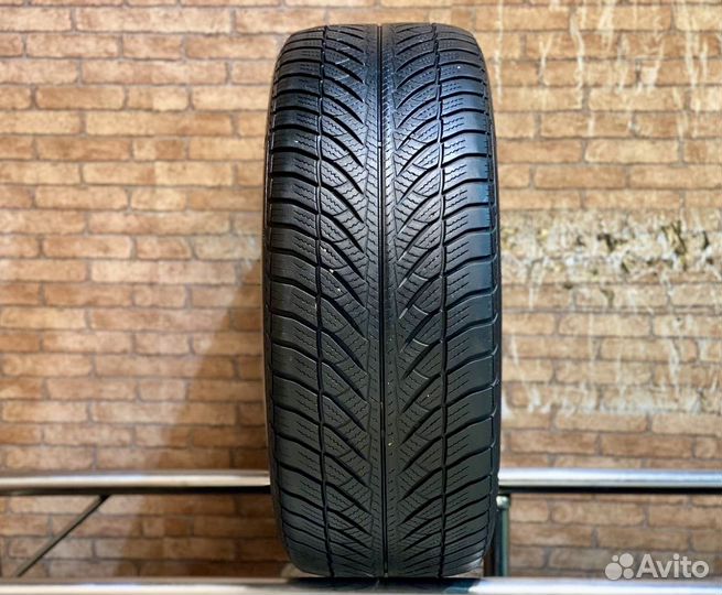 Goodyear UltraGrip 8 Performance 245/45 R18