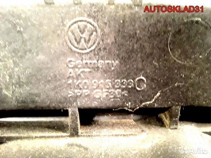Площадка акб Volkswagen Passat B6 1K0915333C