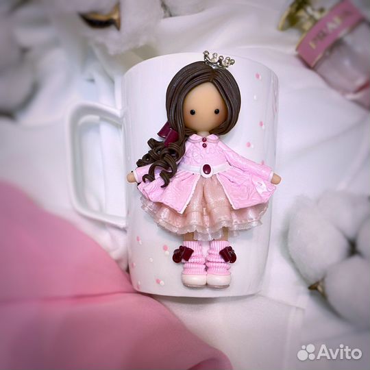 Чашка с декором подарок