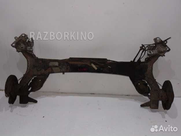 Балка задняя (подрамник)