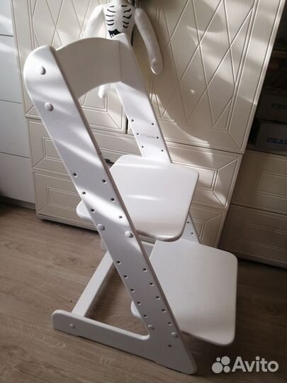 Детский растущий стул