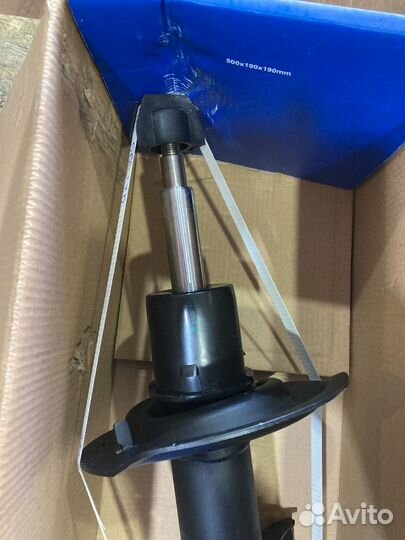 Стойка передняя правая киа спортейдж (2010)