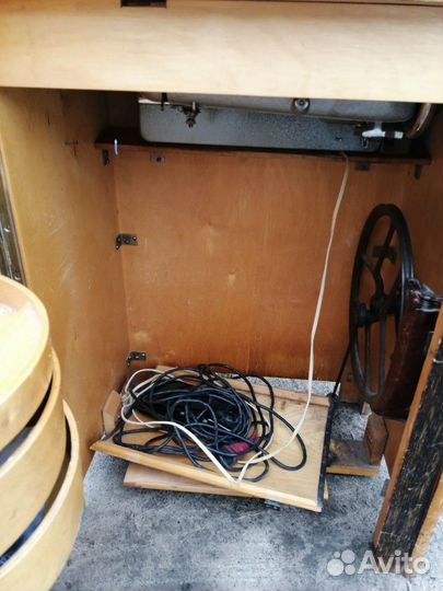 Швейная машина с электро приводом