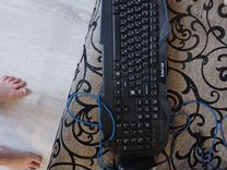 Игровая клавиатура и мышь светящиеся